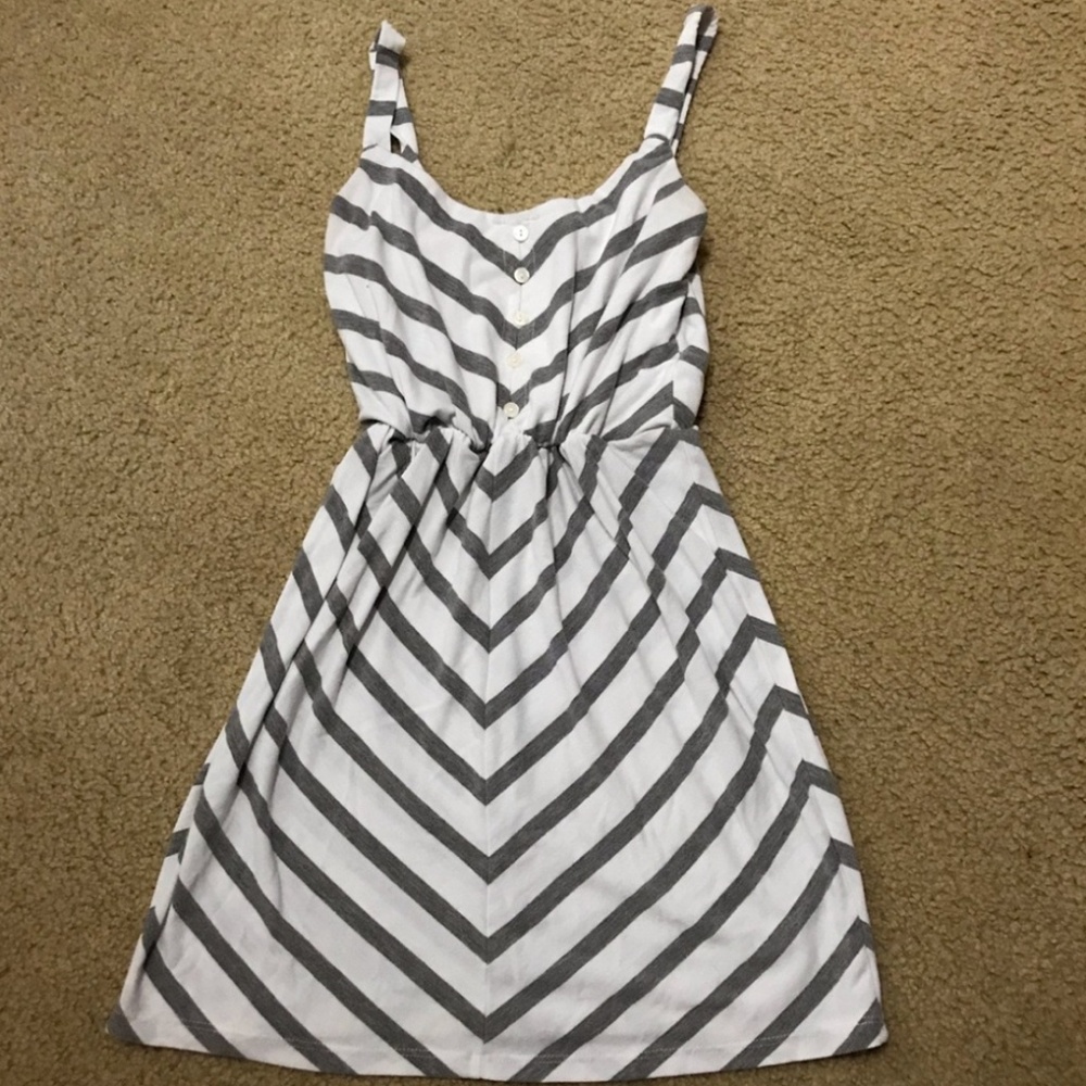 Striped Chevron Mini Dress - White & Gray